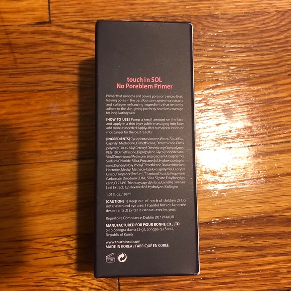 SOLD Touch in Sol No Poreblem Primer NWT - Picture 3 of 3